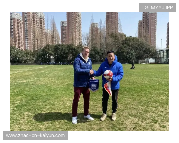 足球俱乐部在青训中建立学业跟踪、心理评估与职业规划三轨并行支持体系 足球俱乐部在青训中建立学业跟踪、心理评估与职业规划三轨并行支持体系
